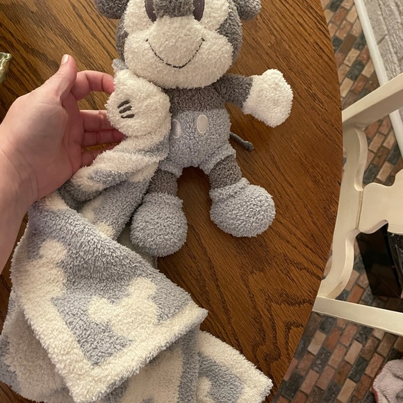 Barefoot Dreams Mickey Buddie Blanket - Picture 4 of 5